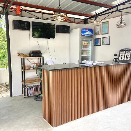 Coconut Inn מואלבואל מראה חיצוני תמונה